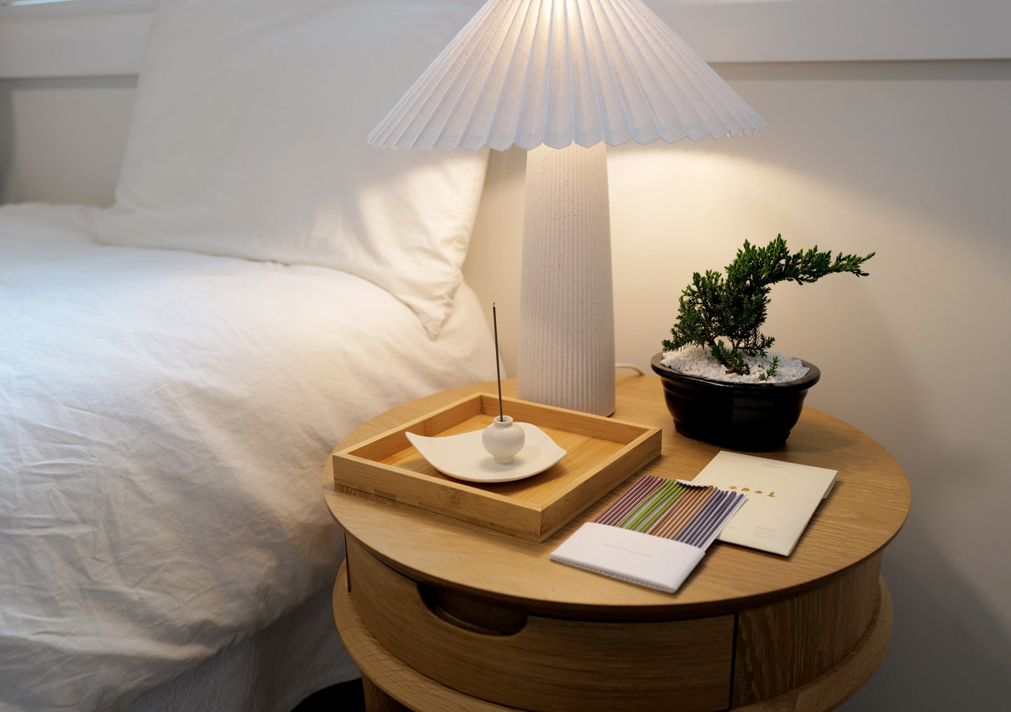 Moon Jar Incense Holder in White & Incense Stick Set