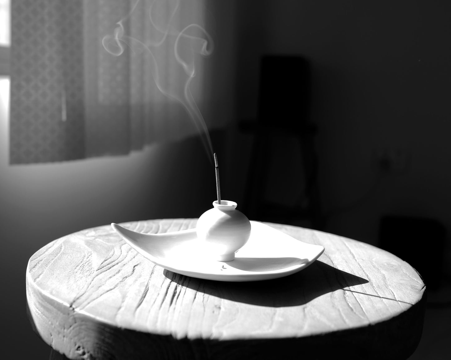 Moon Jar Incense Holder in White - Inspired by Korean Heritage